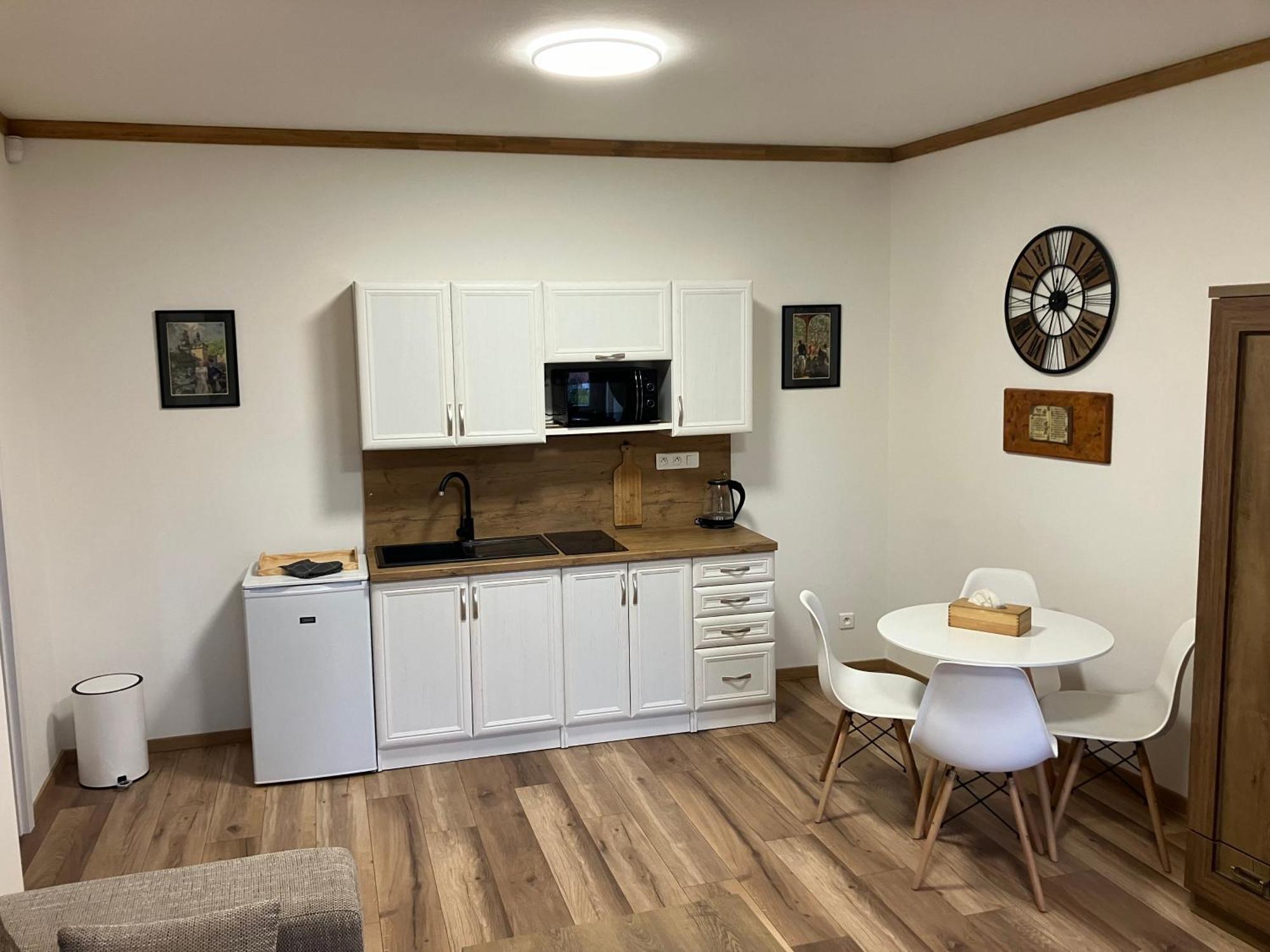 Egrensis Apartments Локет Экстерьер фото